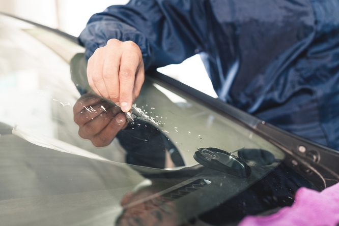 Auto Glass Repair: Which Types of Windshield Chips Can Be Fixed?