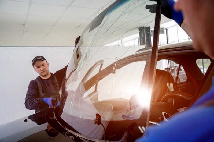 What Should You Look for in a Certified Auto Glass Installer?