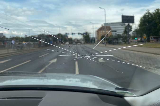 How Dangerous Can a Cracked Windshield Be?