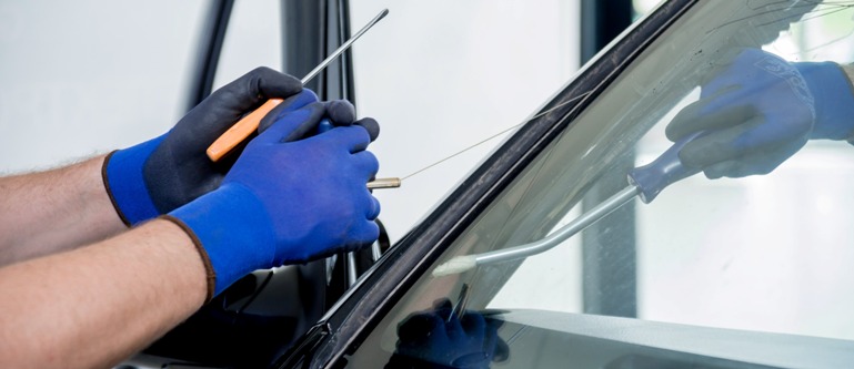Professional auto glass repair Professional auto glass repair